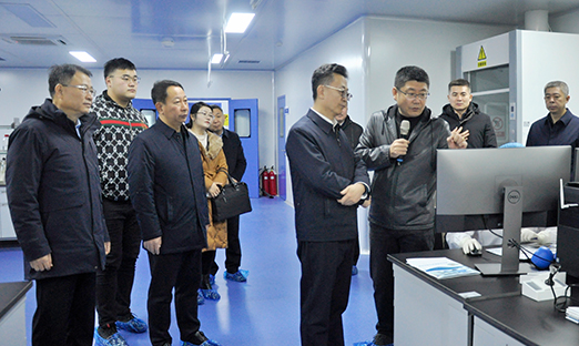 青岛市政协副主席陈大维赴言鼎集团调研莱西民建界别委员工作室