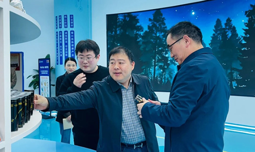 重庆市渝中区历史文化街区管委会党组成员、副主任陈迪兵一行莅临安徽言鼎生物考察交流