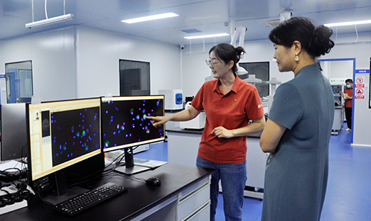 杭州言鼎富集健康管理总经理蔡小娜到访言鼎集团体验CTC液体活检全流程服务